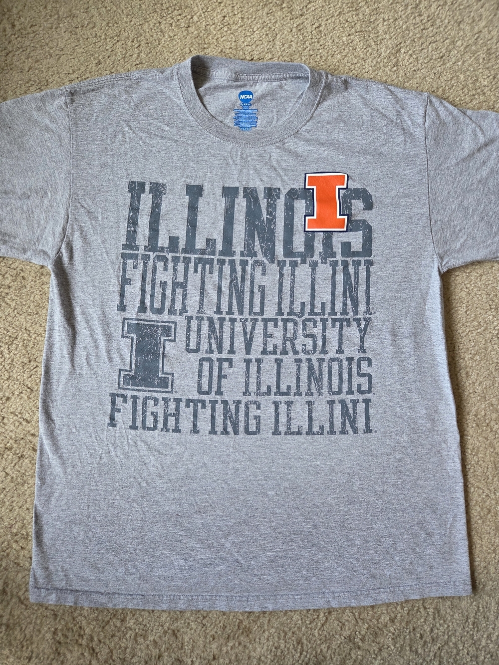 University Of Illinois NCAA Gray T-shirt  Size L